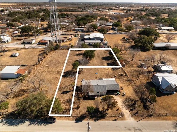 00 OAK ST LOT 2 Oak Street LOT 2, Lytle, TX 78052