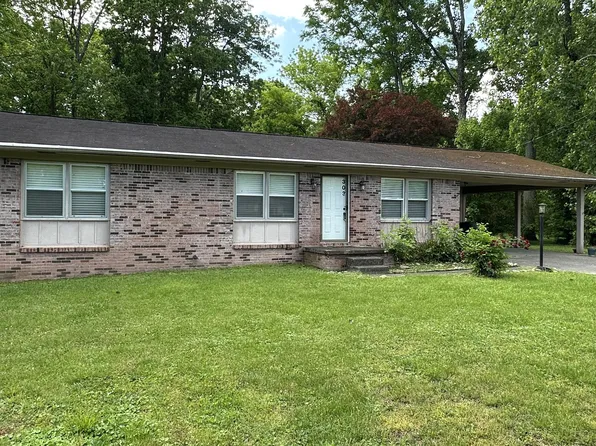 303 Millbrooke Dr, Hopkinsville, KY 42240