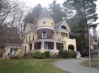 19 Highland Ave #1, Greenfield, MA 01301