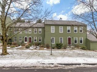 1 Riverview Dr UNIT E, East Windsor, CT 06088