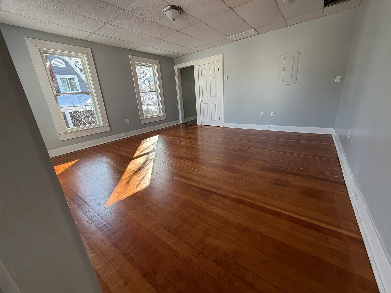 2 bed, 1200 sqft, $1,800 — Photo 4