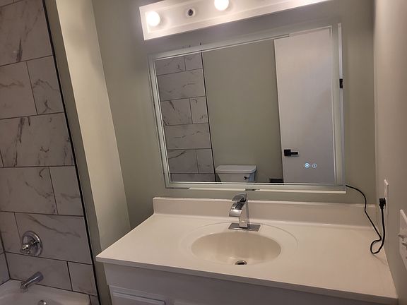 4th image of 8511 England St
