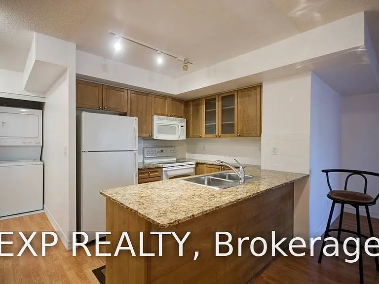 761 Bay St #809 — Photo 11