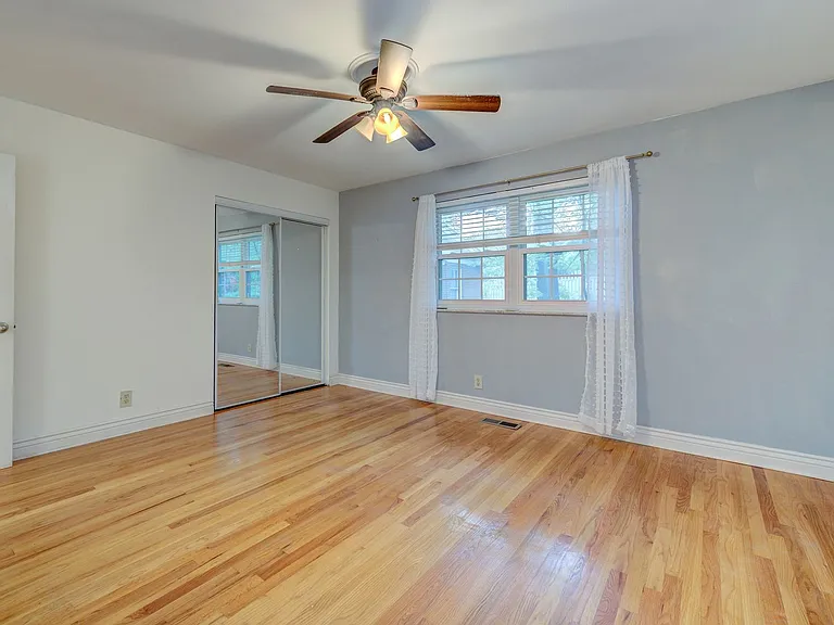 10602 Tioga Ct — Photo 28