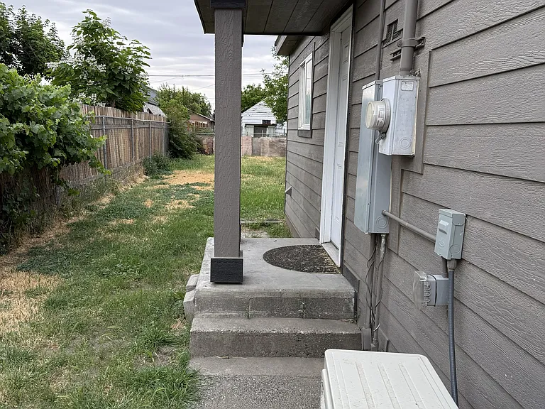 320 N 9th St — Photo 19