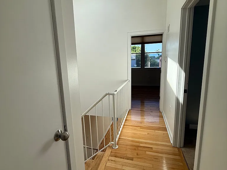 242 Centre St #6 — Photo 8