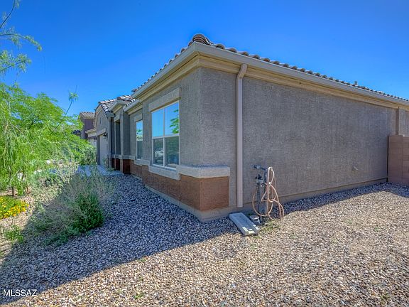 3rd image of 9958 N Sand Sage Trl