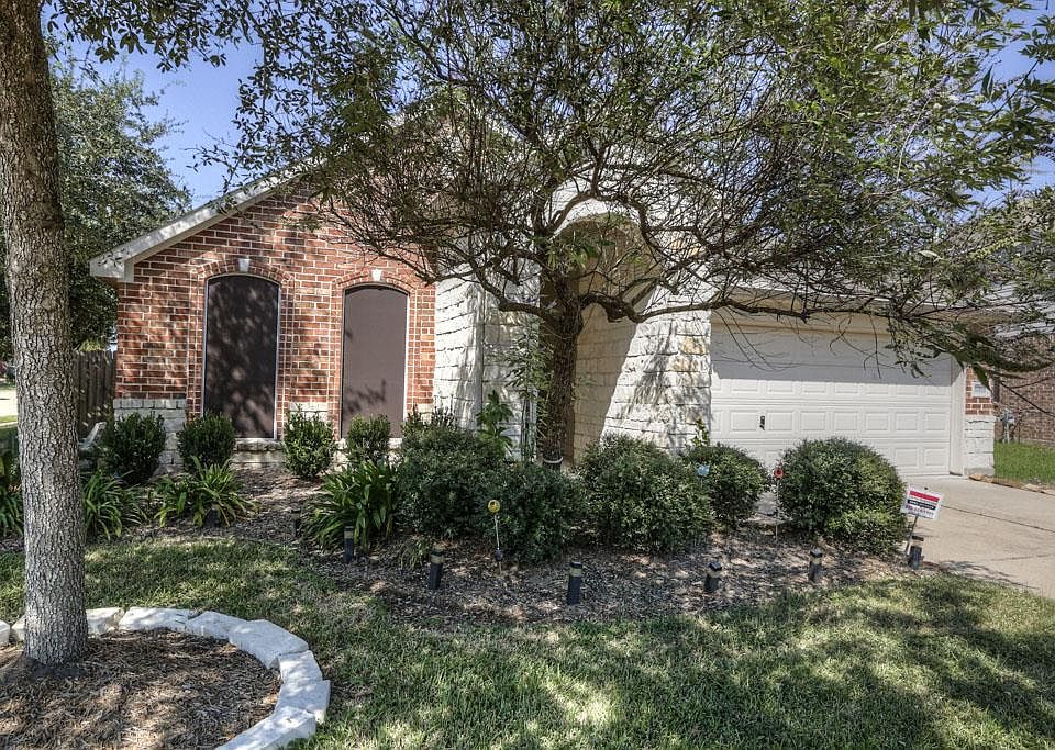 1st image of 16810 Langley Springs Ct