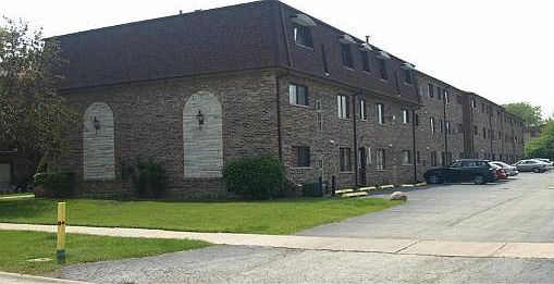 1st image of 7604 W Lawrence Ave Unit 2B