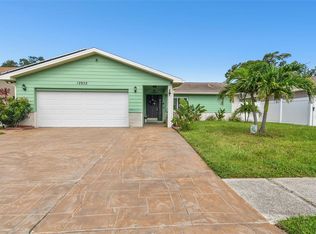 12932 Sarah Ln, Largo, FL 33773