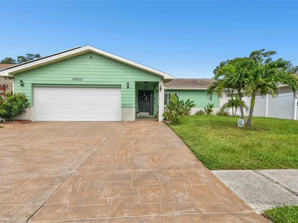 12932 Sarah Ln, Largo, FL 33773