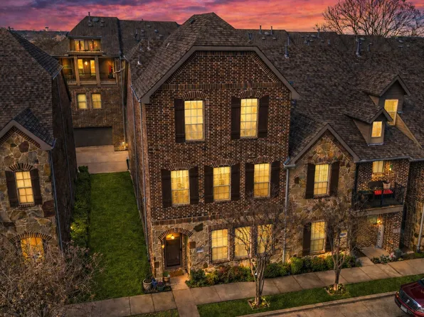 4253 Riverview Dr, Carrollton, TX 75010