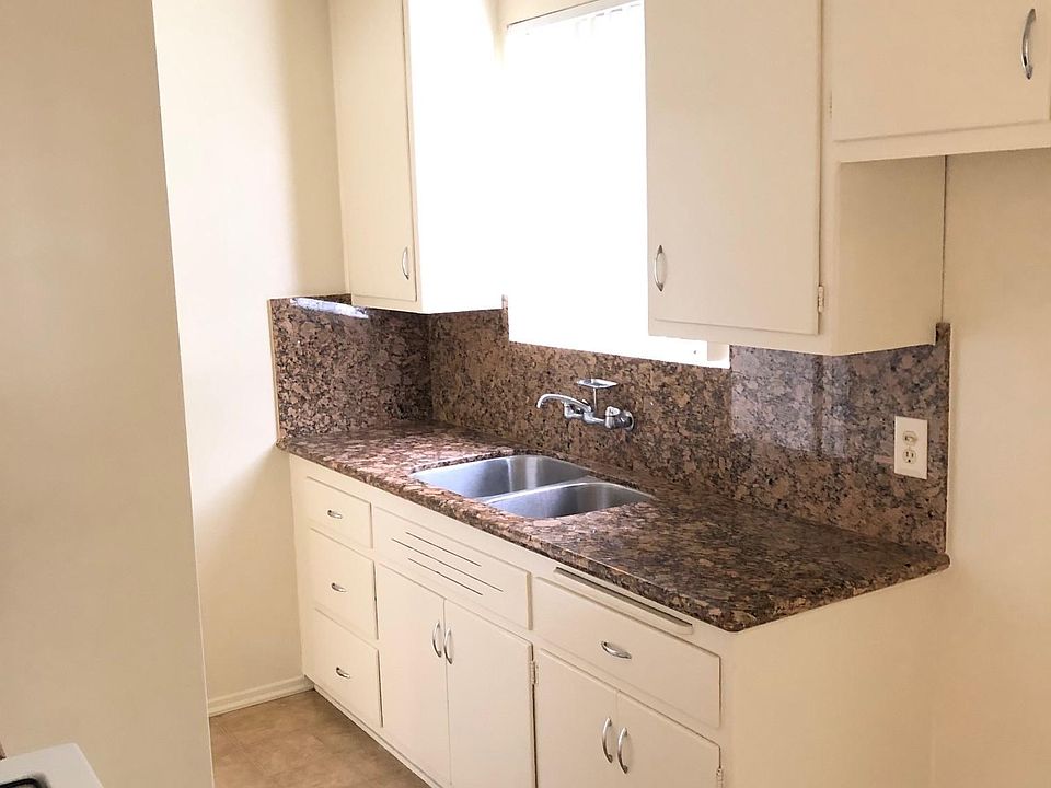 1st image of 605 S Adams St APT B