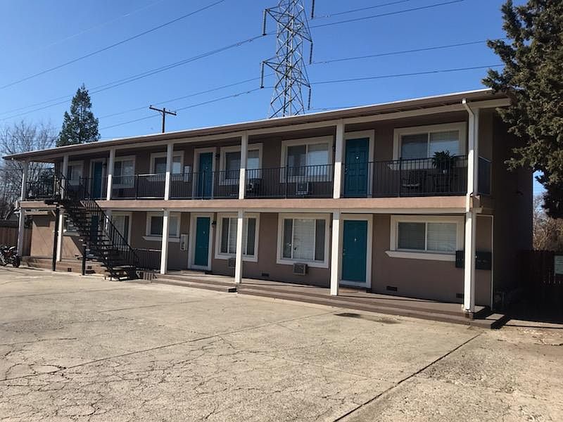1st image of 2104 Dawn Way APT 2