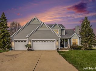 6087 Lytham Ct, Hudsonville, MI 49426