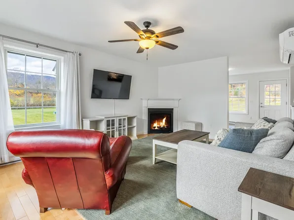 188 East Branch Farms Road Unit 16, Manchester, VT 05255