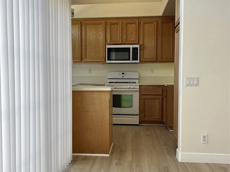 6 Mansera Pl — Photo 5