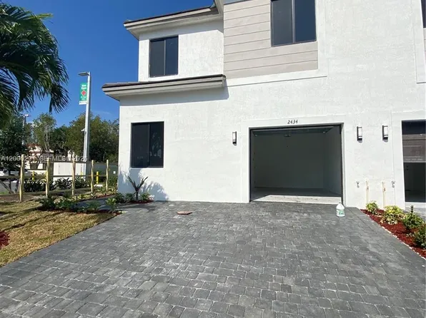 2434 SW 145th Pl, Miami, FL 33175