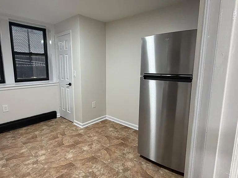 154 S Harrison St #1H — Photo 5