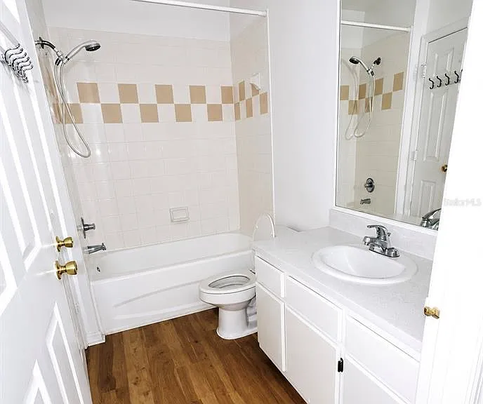 6572 Swissco Dr #215 — Photo 14