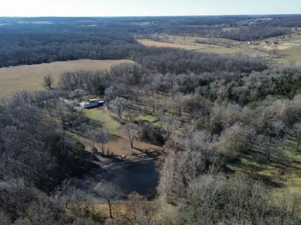 121 E 327th Road, Humansville, MO 65674