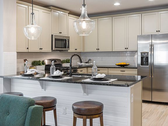 Greenwich Bonus kitchen