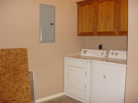 4th image of 1612 Nassau St