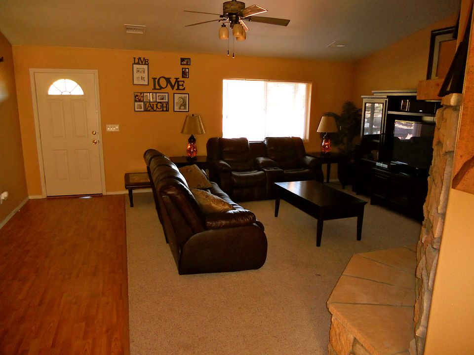 Living room 1