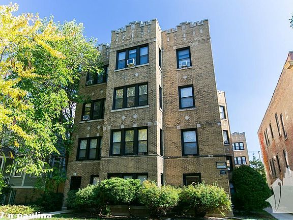 3rd image of 4857 N Paulina St #1116