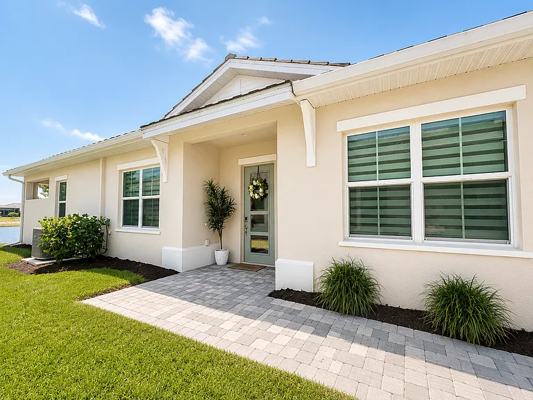 9028 Mayreau Way — Photo 3