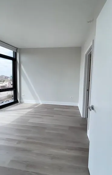 1214 W Van Buren St — Photo 14
