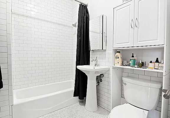 5th image of 661 Park Pl #2