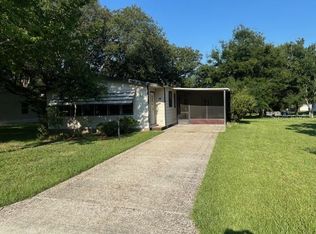 701 Harper Pl, Lady Lake, FL 32159