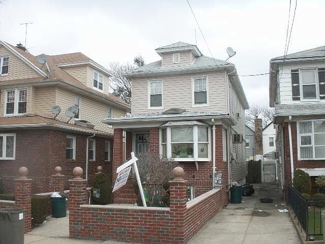 2nd image of 1505 E 56th St