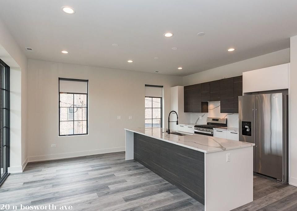 1st image of 1220 N Bosworth Ave #1015