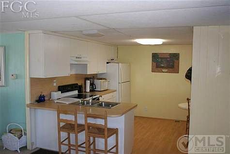4th image of 3803 Dewberry Ln
