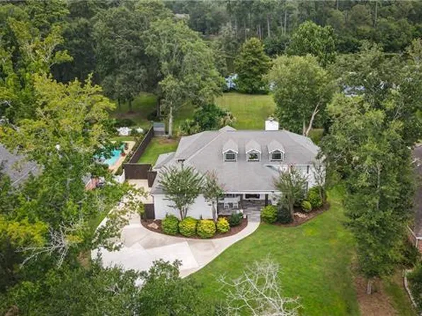 3040 Walden Pl, Mandeville, LA 70448