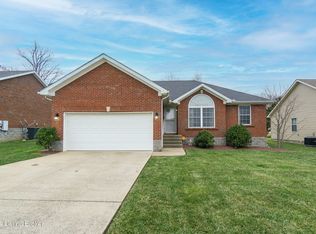 154 Willow Creek Dr, Mount Washington, KY 40047