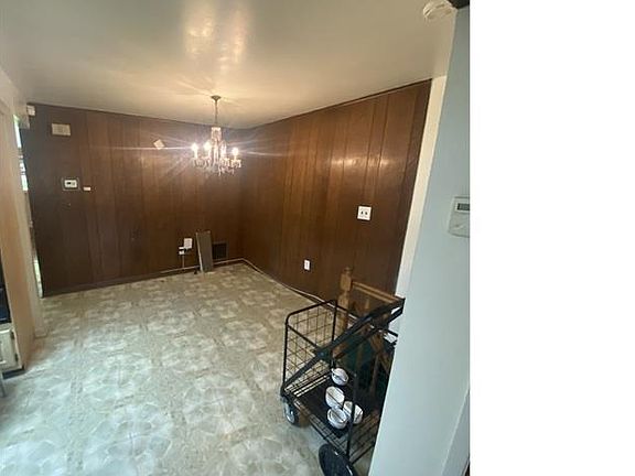 2nd image of 1125 Burke Ave #2