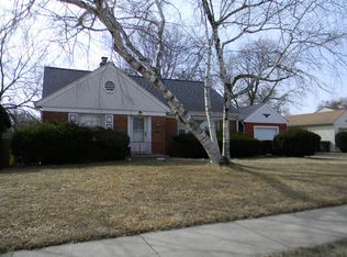5527 W Hayes Ave, West Allis, WI 53219