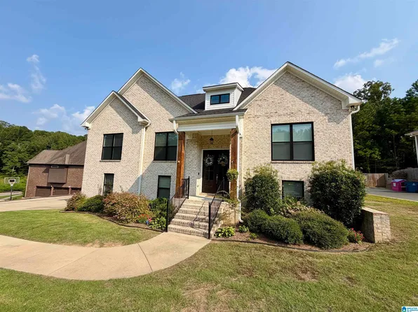 8947 Taunton Pl, Morris, AL 35116