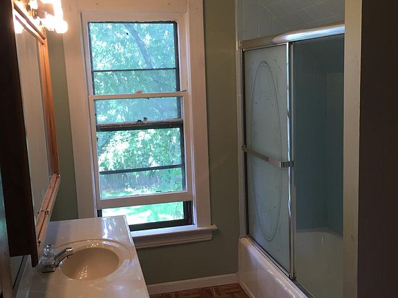 4th image of 2307 Upton Ave