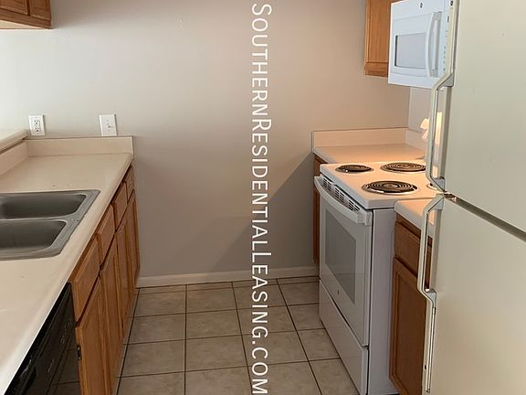 4th image of 200 Sandestin Ln APT 1107