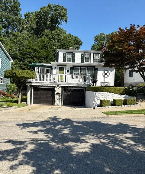 13 Radnor Ave — Photo 1