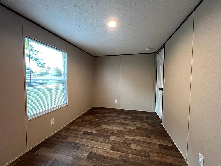 5012 Bullock Ct — Photo 20