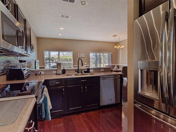 3rd image of 2308 Bexley Pl