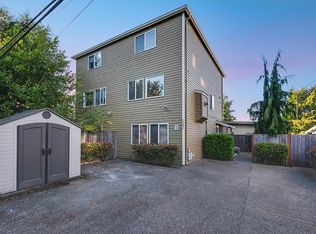 1549 NW 90th St #A, Seattle, WA 98117