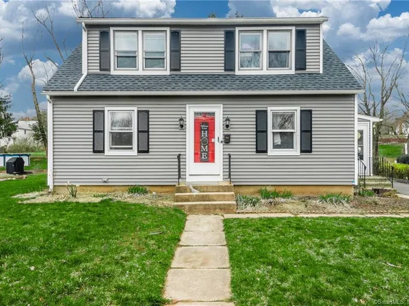 10 Foley Road, Portland, CT 06480