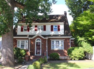 21215 33rd Ave, Bayside, NY 11361