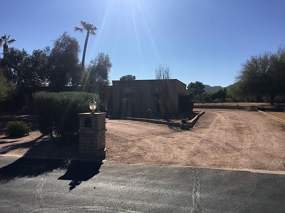 2nd image of 8047 N Ironwood Dr